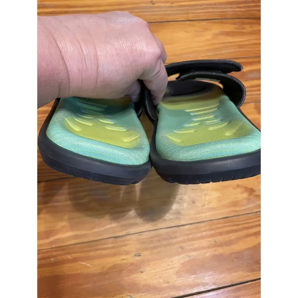 Under Armour Mercenary Slides Size 4‎